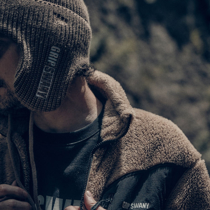【15230293】 KNIT TRAPPER