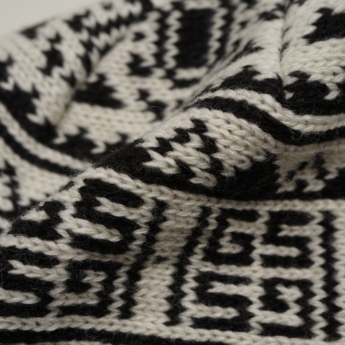 【18MA-266】 LEATHER PATCH BEANIE