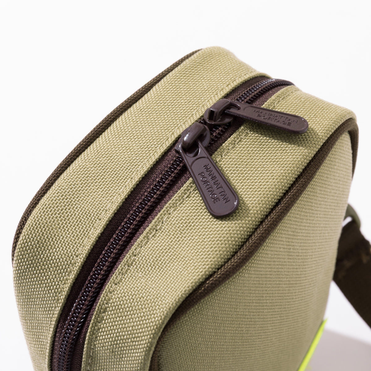 【MP1436REFGRSW】 Cobble Hill Bag (MD)
