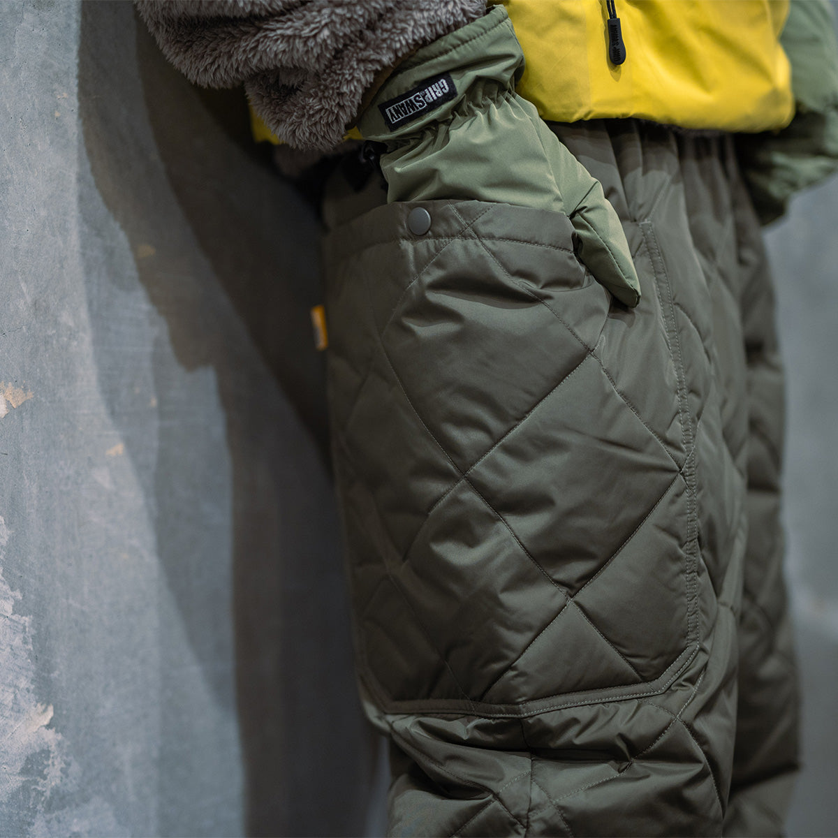 【GSMP-065】 DIA QUILTED DOWN PANTS