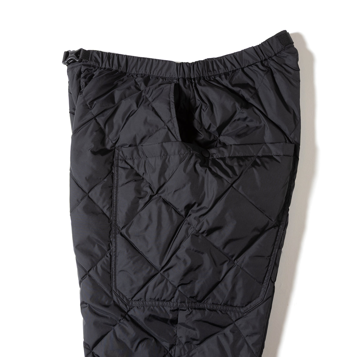 【GSMP-065】 DIA QUILTED DOWN PANTS