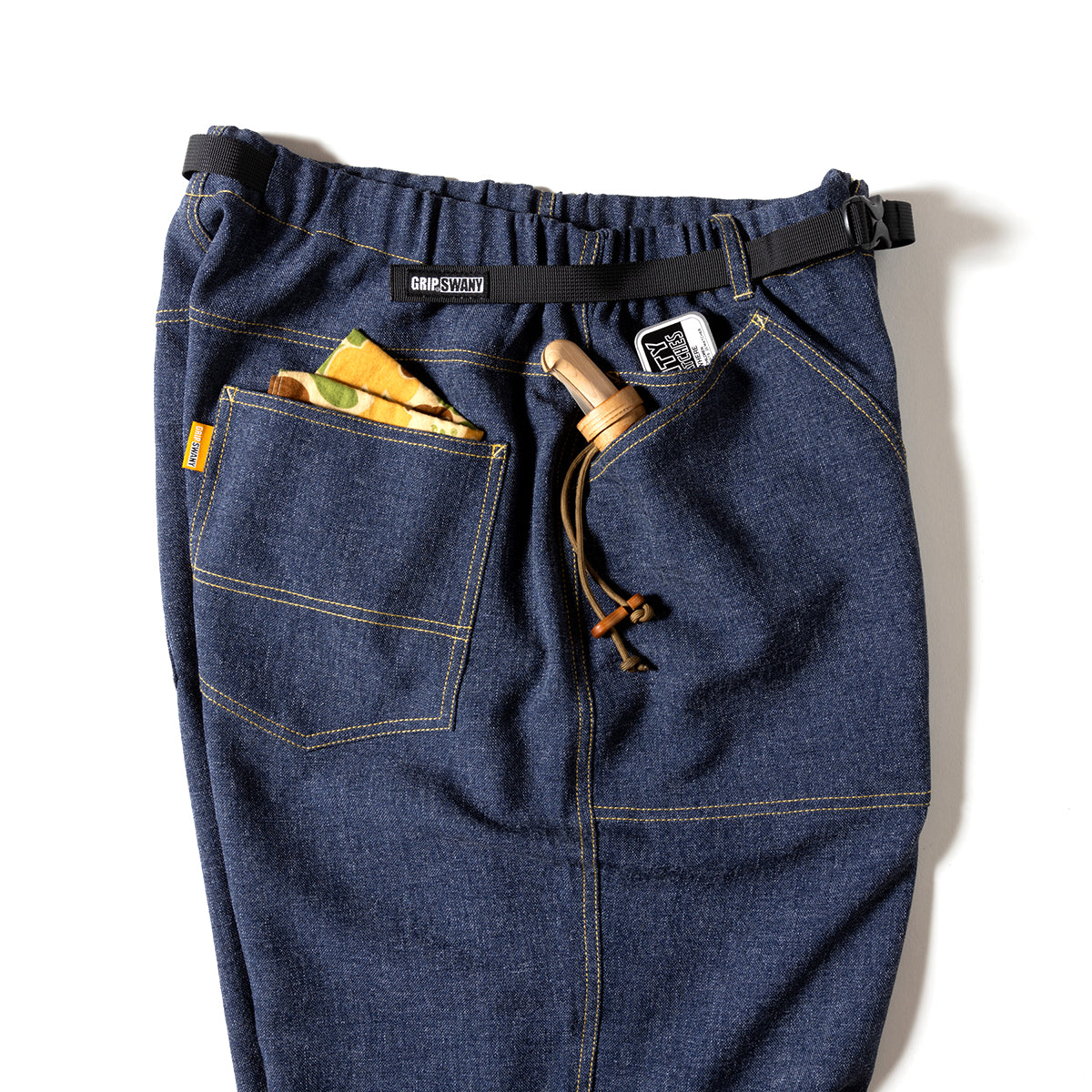 【GSMP-068】 DENIM-LIKE PANTS LOOSE FIT