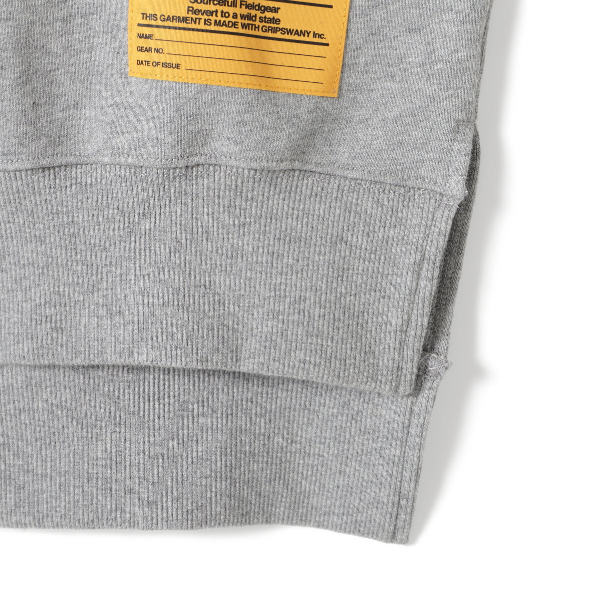 【GSWCT-292】 TUCKED SLEEVE SLIT HOODIE