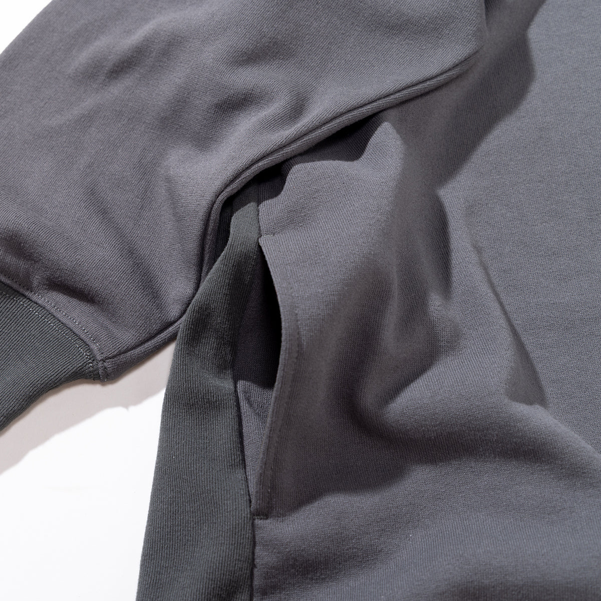 【GSWCT-088】 HIGHNECK SWEAT