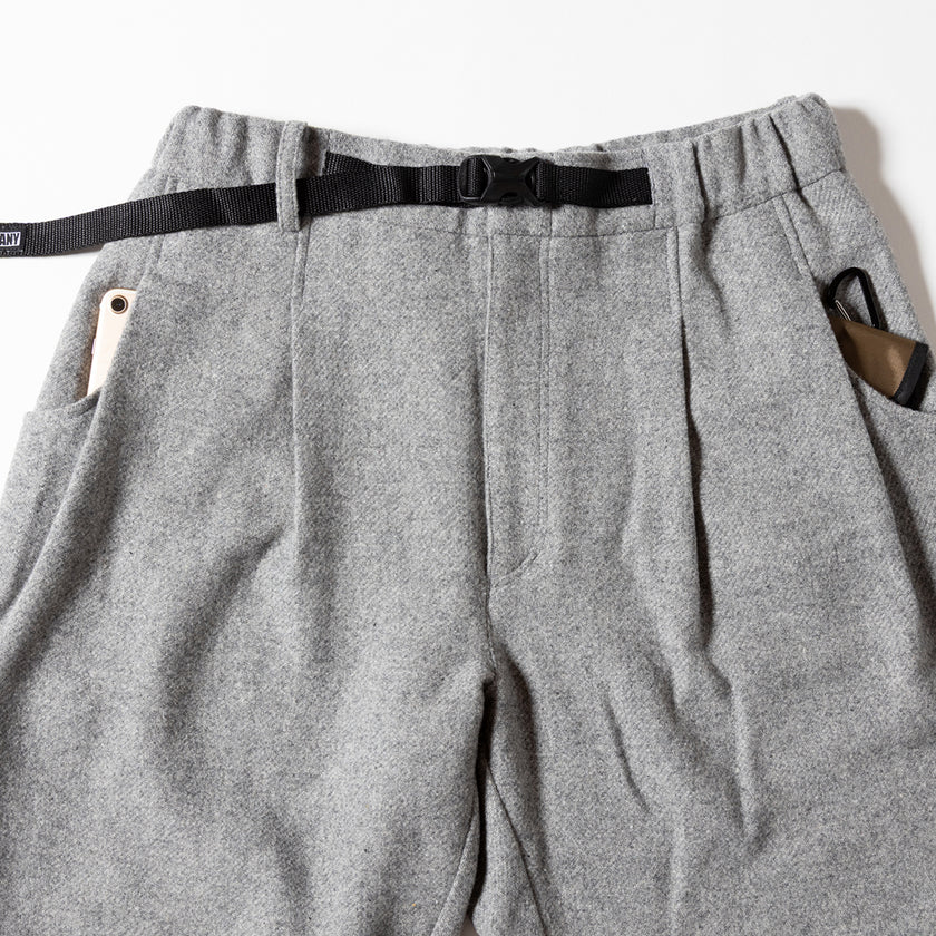 【GSWP-084】 WOOL-LIKE TAPERED PANTS