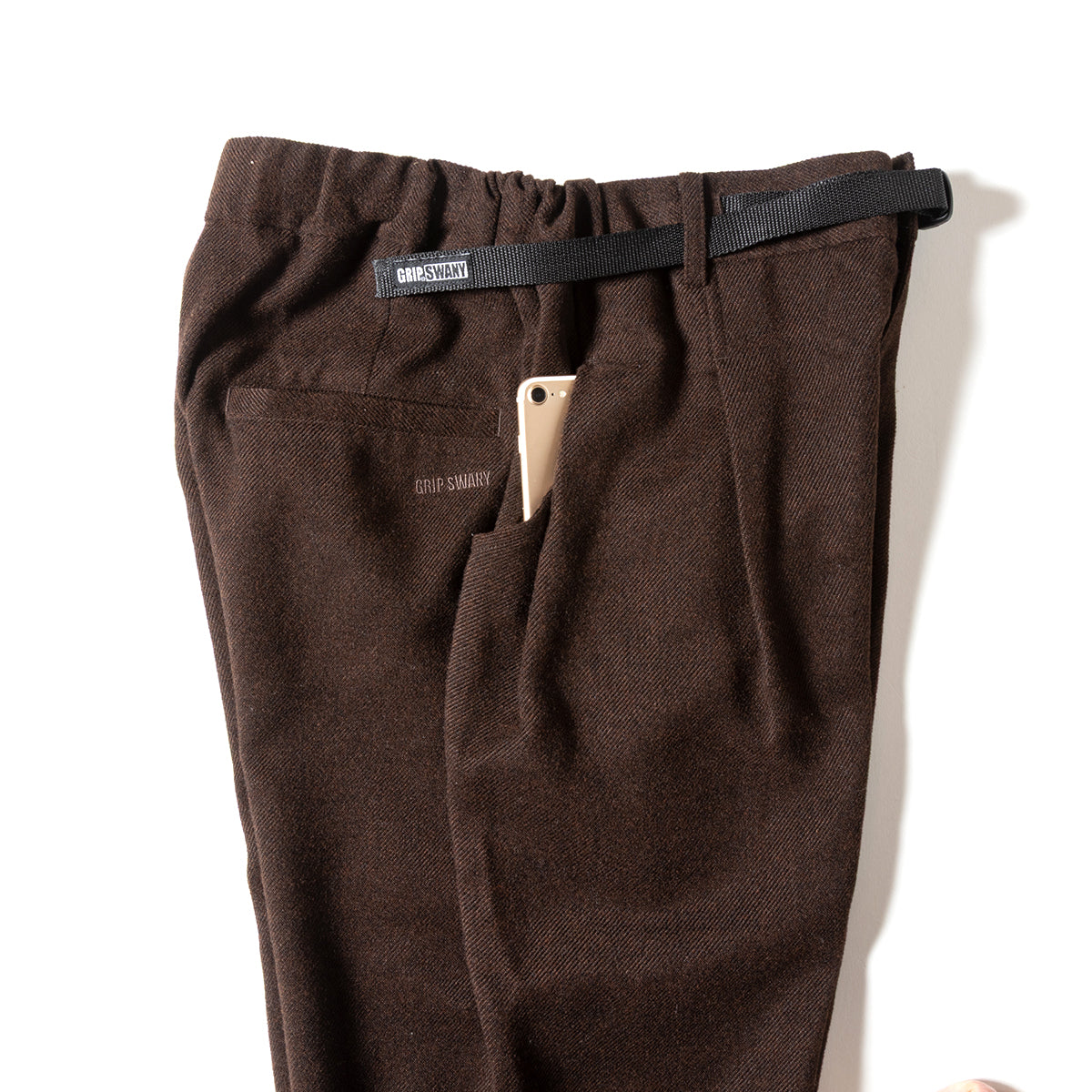 【GSWP-084】 WOOL-LIKE TAPERED PANTS