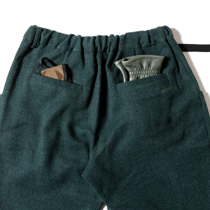 【GSWP-084】 WOOL-LIKE TAPERED PANTS