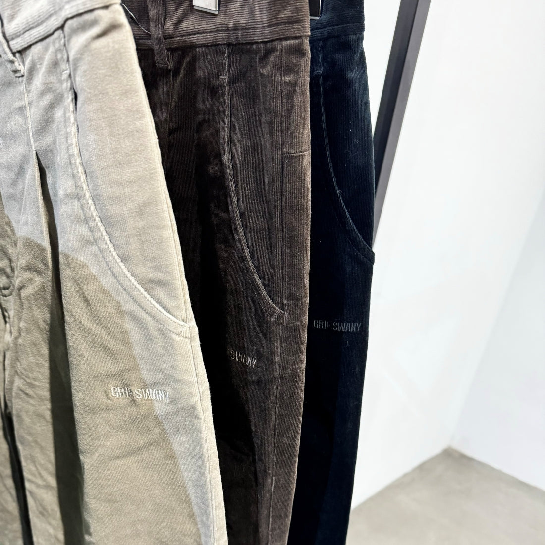 【GSWP-085】 CORDUROY STRETCH WIDE PANTS
