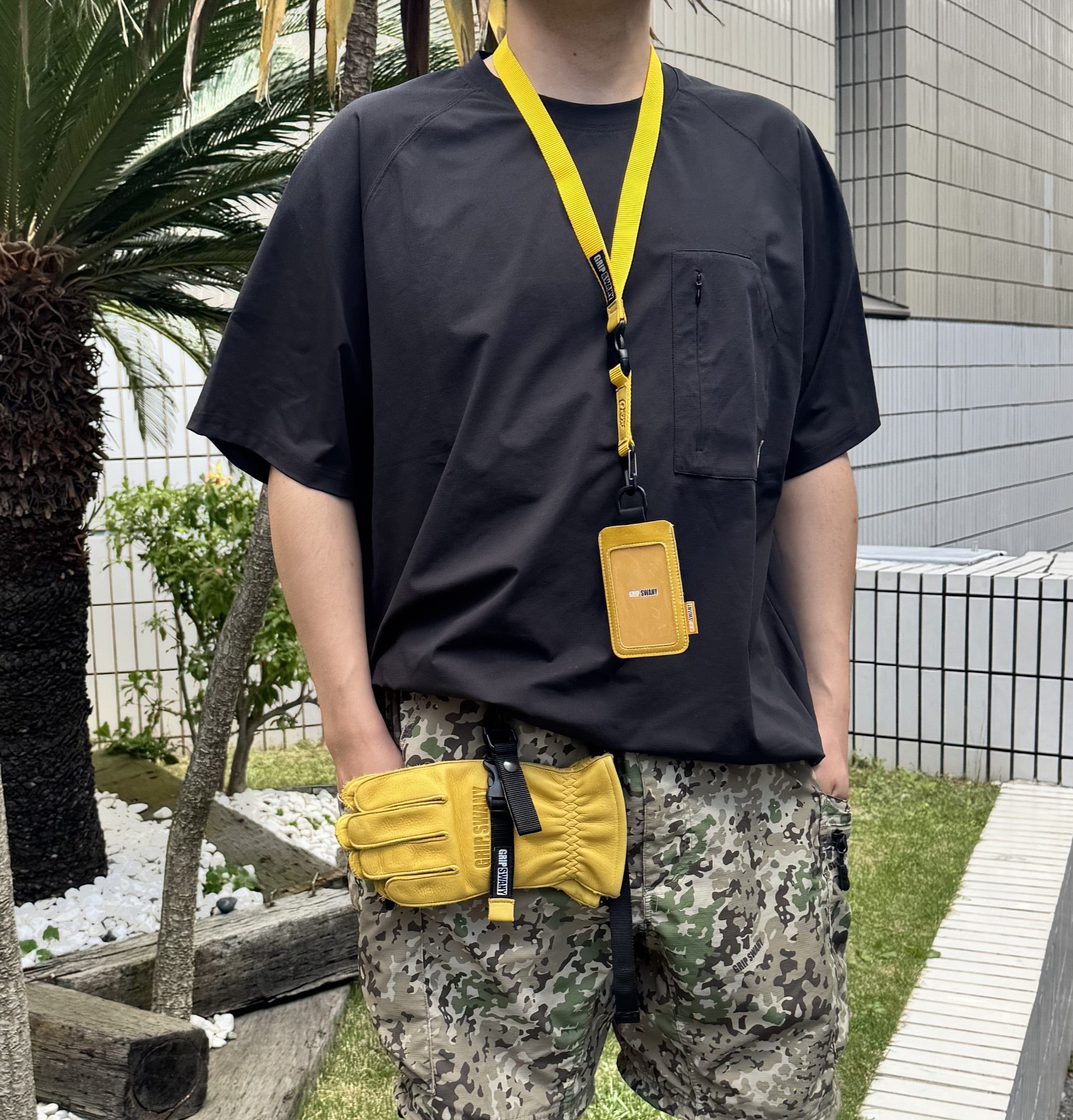 【GSUE-172】 GS NECK STRAP